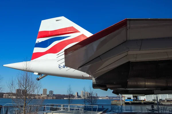 British Airways Concorde Supersonische Passagiersvliegtuig Zien Het Intrepid Sea Air — Stockfoto