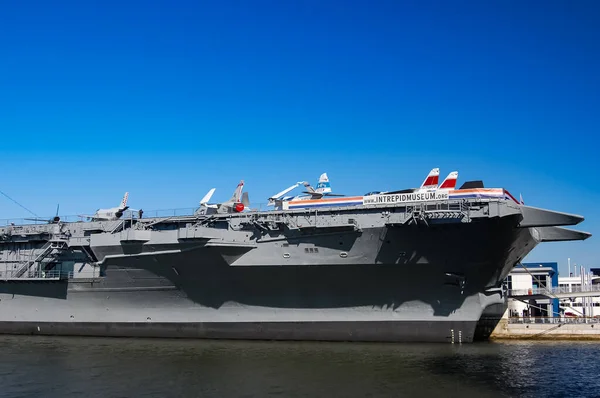 Intrepid Sea Air Space Museum Нью Йорк Мангеттен Нью Йорк — стокове фото