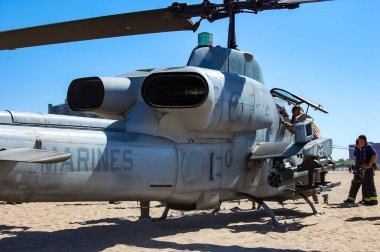 Bell AH-1W Super Kobra (Birleşik Devletler Deniz Kuvvetleri) Brooklyn, New York Filo Haftası sırasında. 