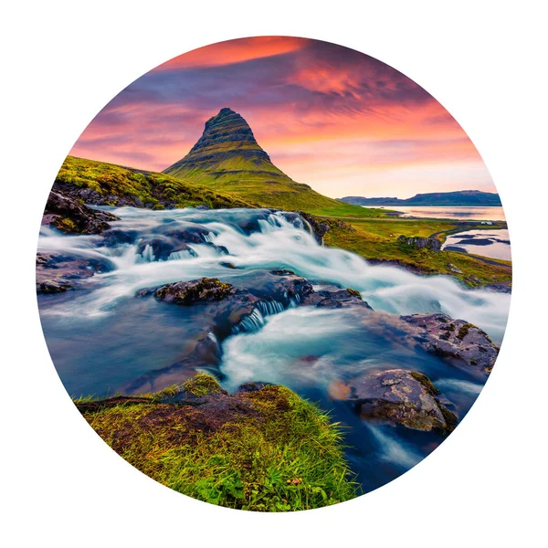 自然与风景的圆形图标 欧洲著名的柯克朱菲勒斯瀑布和柯克朱菲勒山上美丽的夏日落日 圆形的摄影 — 图库照片