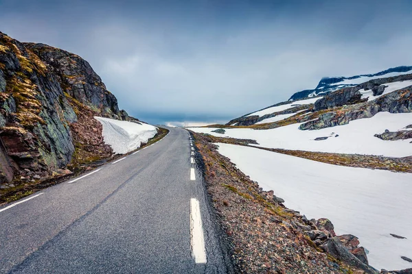 Viaggiare Sulla Famosa Aurlandsvegen Mountain Road Bjorgavegen Aurland Nella Contea — Foto Stock