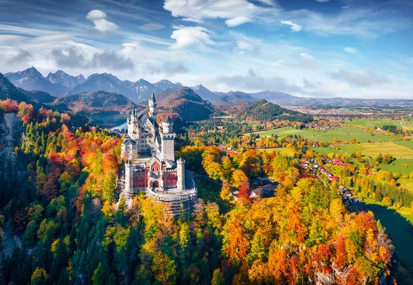 Vista Drone Voador Linda Cena Outono Castelo Neuschwanstein Castelo Conto — Fotografia de Stock