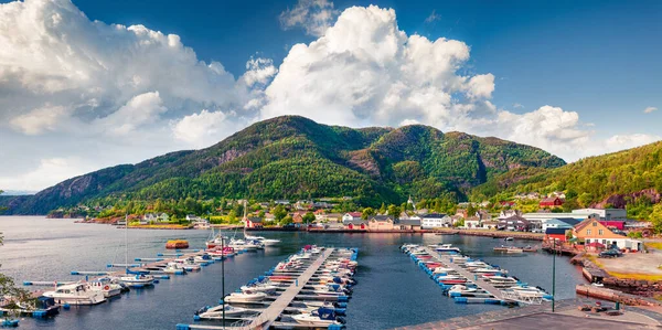 Krásný Letní Výhled Vesnici Jondal Okres Hordaland Norsko Malebná Ranní — Stock fotografie