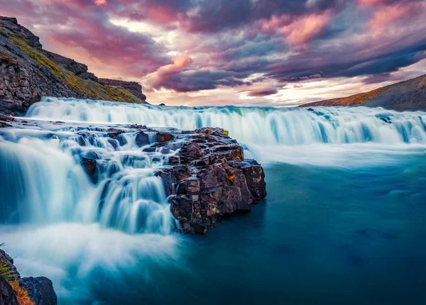 Dramatický Ranní Pohled Oblíbenou Turistickou Destinaci Gullfoss Vodopád Fantastický Letní — Stock fotografie