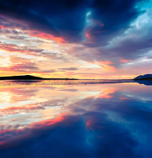 Farbenfroher Sommersonnenaufgang Strand Nahe Der Stadt Grundarfjordur Nachtszene Auf Der — Stockfoto