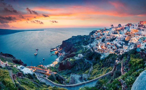 Impressionante Vista Serale Dell Isola Santorini Pittoresco Tramonto Primaverile Sulla — Foto Stock