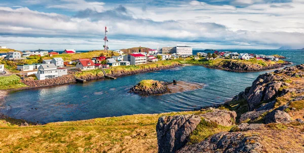 Panorámás Nyári Városkép Kis Halászváros Stykkisholmur Nyugat Izland Napos Reggeli — Stock Fotó