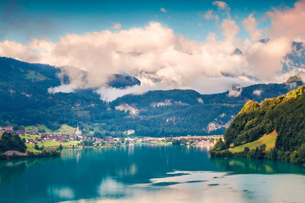 Lungerersee Gölü Nün Muhteşem Yaz Manzarası Sviçre Alpleri Nin Renkli — Stok fotoğraf