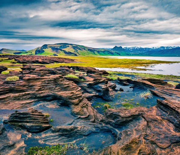 Magnífico Paisaje Islandés Costa Sur Islandia Dramática Mañana Verano Con — Foto de Stock