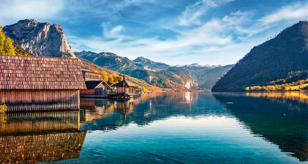 Panoramic Autumn View Fishing Village Bright Sunny Day Grundlsee Lake — Stock Photo, Image