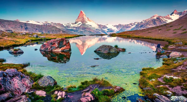 Stellisee Gölü Nün Renkli Yaz Manzarası Güneş Doğmadan Birkaç Dakika — Stok fotoğraf