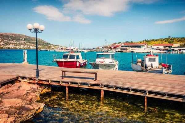 Helle Frühlingsszene Hafen Von Porto Rafti Sonniges Morgenmeer Der Ägäis — Stockfoto