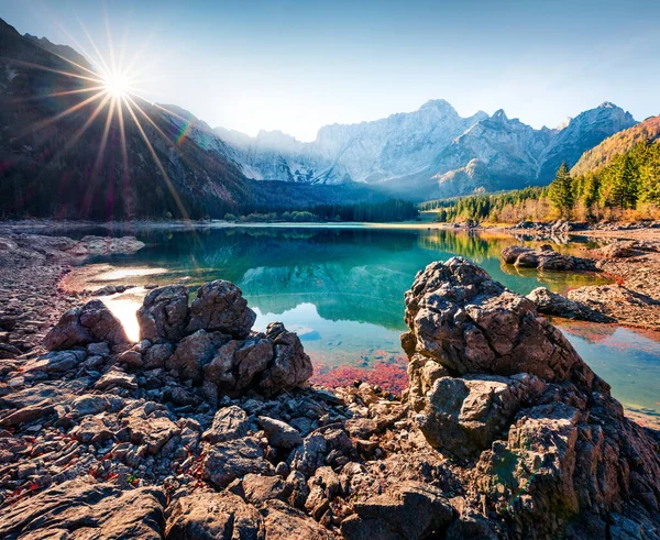 Malerischer Herbstblick Auf Den See Von Fusine Herrliche Morgenszene Der — Stockfoto