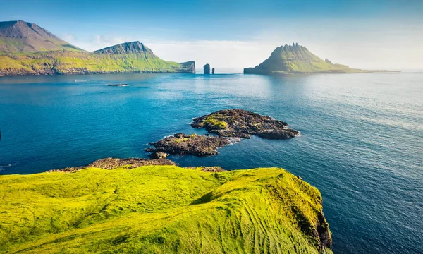 View Flying Drone Breathtaking Summer Scene Faroe Islands Tindholmur Cliffs — Stock Photo, Image