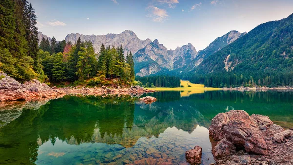 Malerischer Blick Auf Die Julischen Alpen Morgen Herrlicher Sonnenaufgang Fusine — Stockfoto
