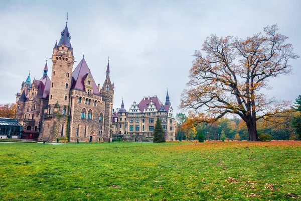 Moszna Polónia Outubro 2017 Castelo Moszna Construído Século Xvii Estendido — Fotografia de Stock