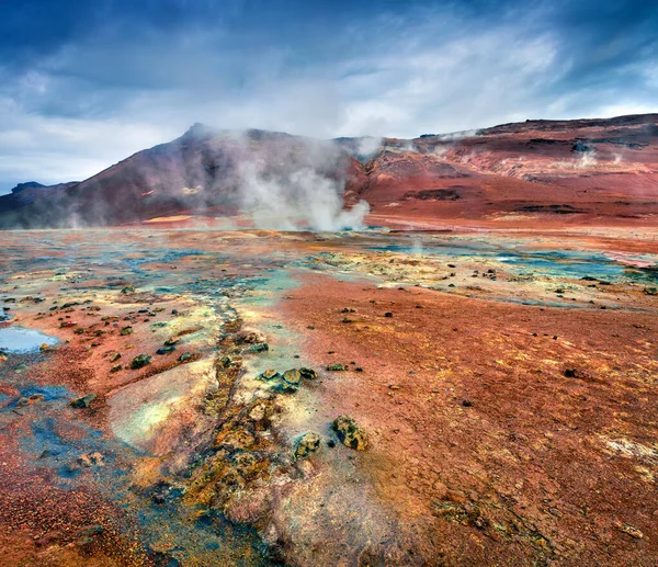 Stomen Fumarole Geothermische Vallei Hverarond Gelegen Nabij Reykjahlid Dorp Het — Stockfoto