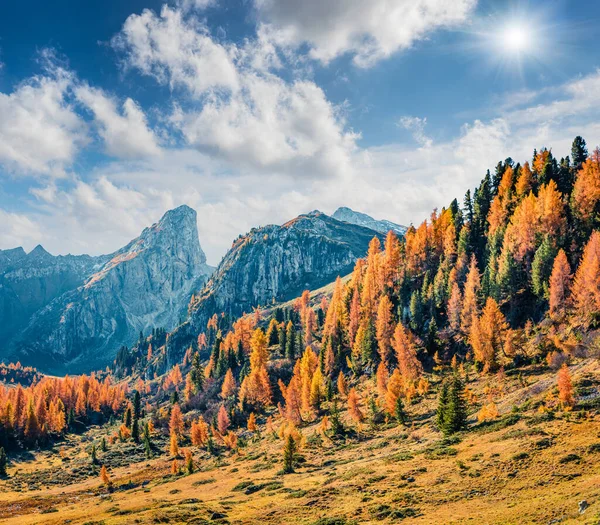 Picturesque Morning View Top Giau Pass Colorful Autumn Landscape Dolomite — Stock Photo, Image