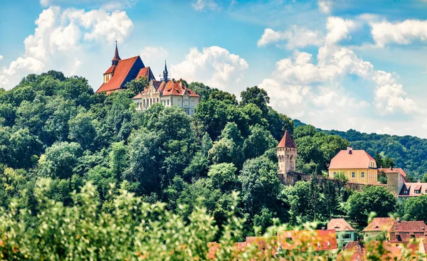 Malowniczy Poranny Pejzaż Sighisoara Słoneczny Letni Widok Średniowiecznego Miasta Transylwania — Zdjęcie stockowe