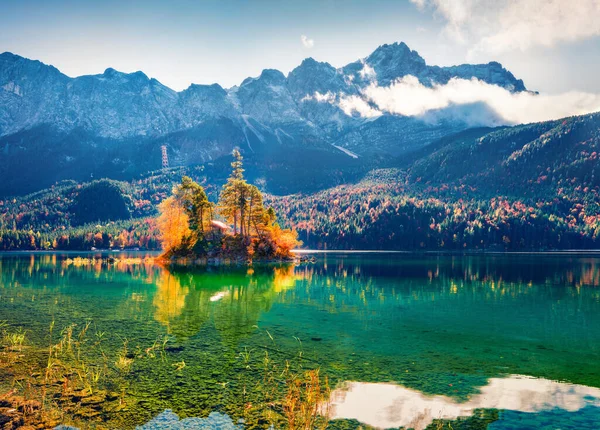 Spektakulärer Blick Auf Den Eibsee Mit Der Zugspitze Hintergrund Perfekte — Stockfoto