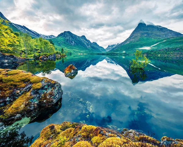 Great Summer View Innerdalsvatna Lake Breathtaking Morning Scene Norway Europe — Stock Photo, Image