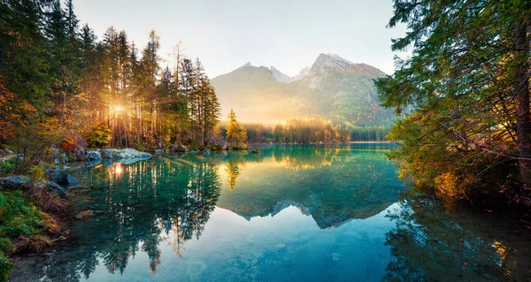 Herrlicher Herbstsonnenaufgang Hintersee Malerischer Morgenblick Auf Die Bayerischen Alpen Der — Stockfoto