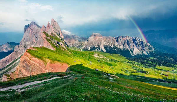 Fantastica Vista Mattutina Sulla Cima Della Furchetta Incredibile Scena Estiva — Foto Stock