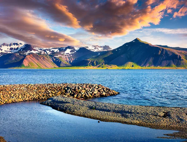 Mattina Soleggiata Sammer Nei Fiordi Islandesi Alba Colorata Vicino Alla — Foto Stock