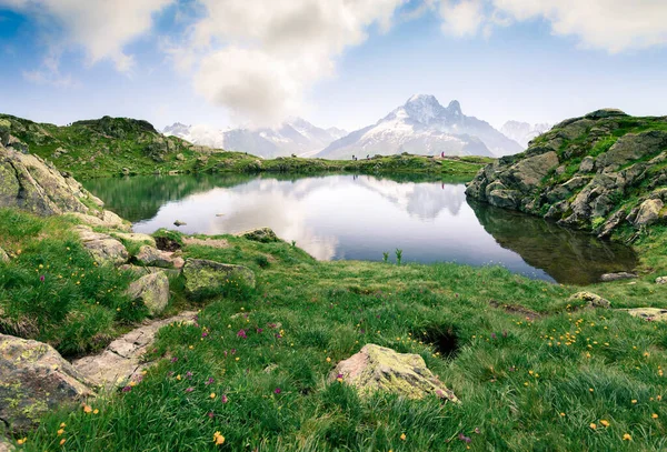 Απίστευτο Θέα Καλοκαίρι Της Λίμνης Lac Blanc Mont Blanc Monte — Φωτογραφία Αρχείου