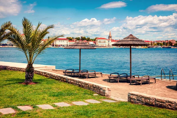 Vista Primavera Ensolarada Popular Resort Verão Porec Capa Marinha Primavera — Fotografia de Stock