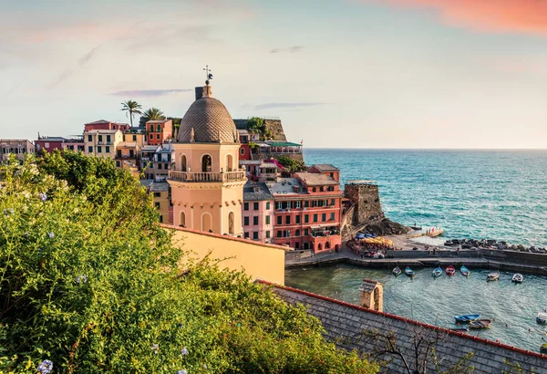 One Five Towns Make Cinque Terre Region Vernazza Colorful Spring — Stock Photo, Image