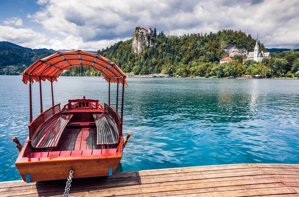 Attractive Summer View Lake Bled Blejsko Jezero Glacial Lake Julian — Stock Photo, Image