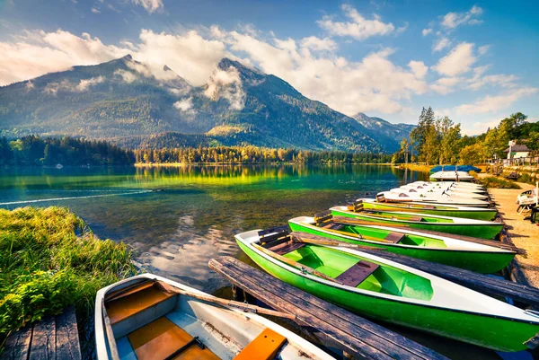 Colorsul Scène Été Sur Lac Hintersee Avec Plaisir Blanc Lance — Photo