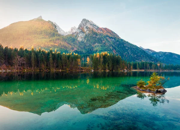 Atemberaubender Herbstsonnenaufgang Hintersee Herrlicher Morgenblick Auf Die Bayerischen Alpen Der — Stockfoto