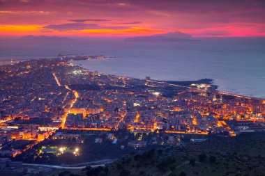 Şehirde Trapani günbatımı