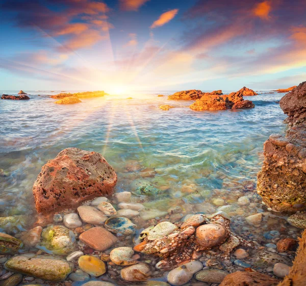 Восход солнца на Тирренском море — стоковое фото