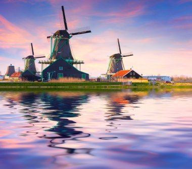 Otantik Zaandam fabrikaları