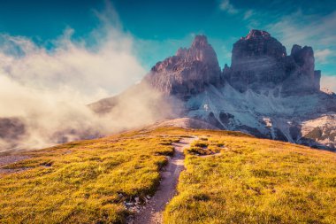 Milli Parkı Tre Cime di Lavaredo