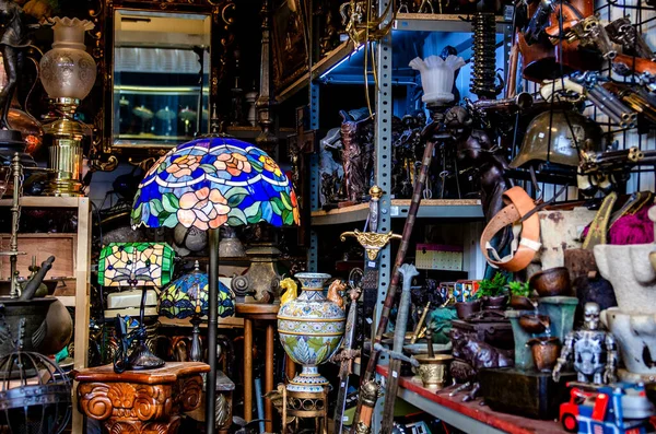 Barcelona Spain May 2018 Antiquary Dealer Shop Barcelona — Stock Photo, Image