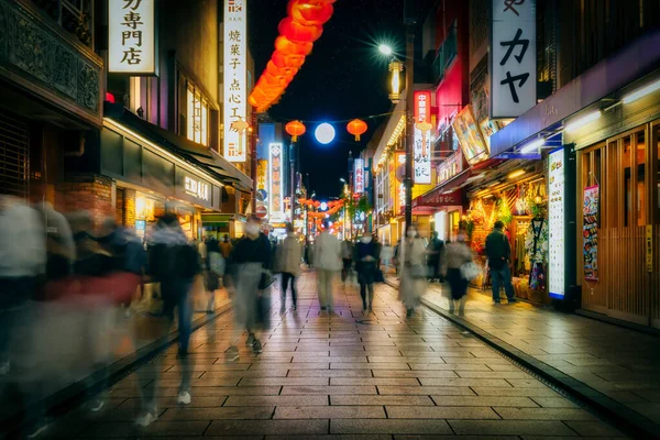 Çin Mahallesi Nde Bir Cumartesi Gecesi Japonya Nın Yokohama Şehrinde — Stok fotoğraf
