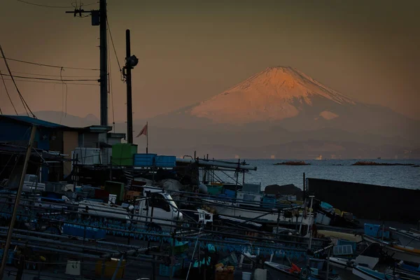 Een Januari Zonsopgang Van Mount Fuji Gezien Vanuit Een Jachthaven — Stockfoto