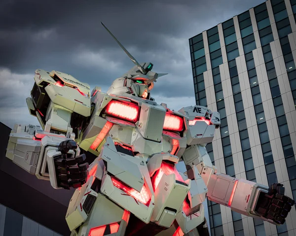 Posąg Jednorożca Gundama Japońskiej Serii Mobile Suit Gundam Unicorn Divercity — Zdjęcie stockowe