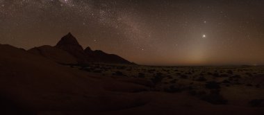 Spitzkoppe doğa rezerv yatay çekim.