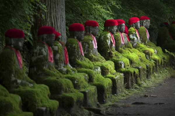 Estatuas de Jizo en el famoso Kanmangafuchi . — Foto de Stock