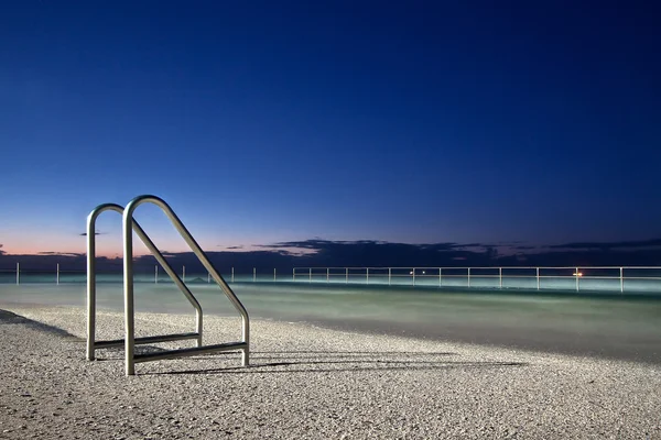 Praia oceano piscina — Fotografia de Stock