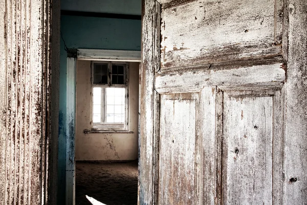 Épület Kolmanskop, lakatlan, elhagyott — Stock Fotó
