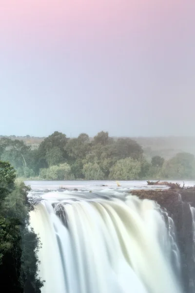 Victoria cae y el río Zambezi en Zimbabue — Foto de Stock