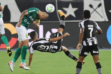 Rio de Janeiro, Brezilya, 27 Ekim 2020. Botafogo takımından futbolcu Caio Alexandre, Botafogo Cuiab maçında, Brezilya Kupası için Engenho Stadyumu 'nda mücadele etti..
