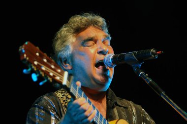 Rio de Janeiro, Brezilya, 27 Mart 2012.Singer ve Fransız grup Gipsy Kings 'in kemancı Nicolas Reyes, Rio de Janeiro' daki HSBC arenasında düzenlenen bir konser sırasında.