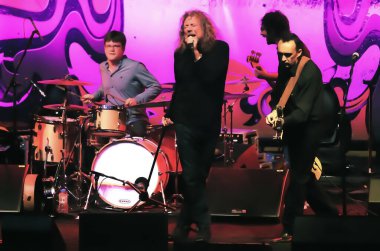 Rio de Janeiro, Brezilya, 12 Ocak 2010.Şarkıcı Robert Plant Rio de Janeiro şehrindeki HSBC Arena 'daki gösterisi sırasında.